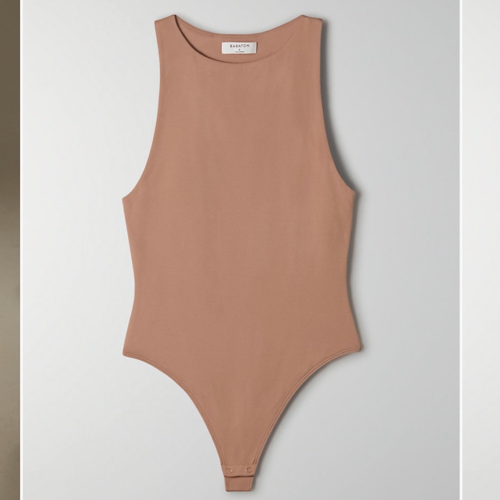 NWT Babaton 90s contour bodysuit -dark sand brown